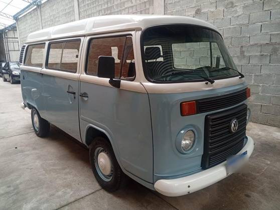 VOLKSWAGEN KOMBI 1.4 MI STD 8V FLEX 4P MANUAL